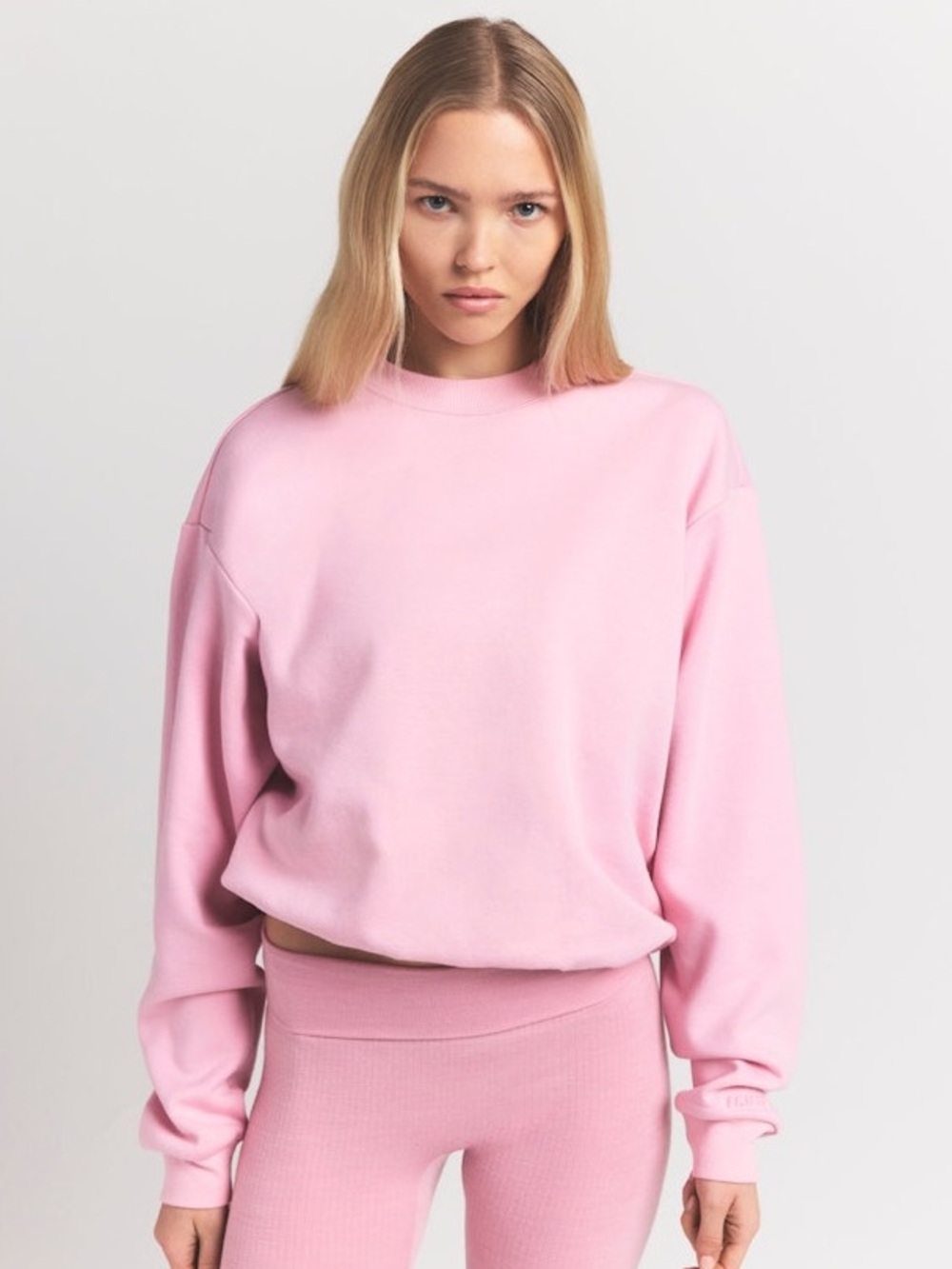 SKIMS Boxy Crew Sweatshirt in Light Pink